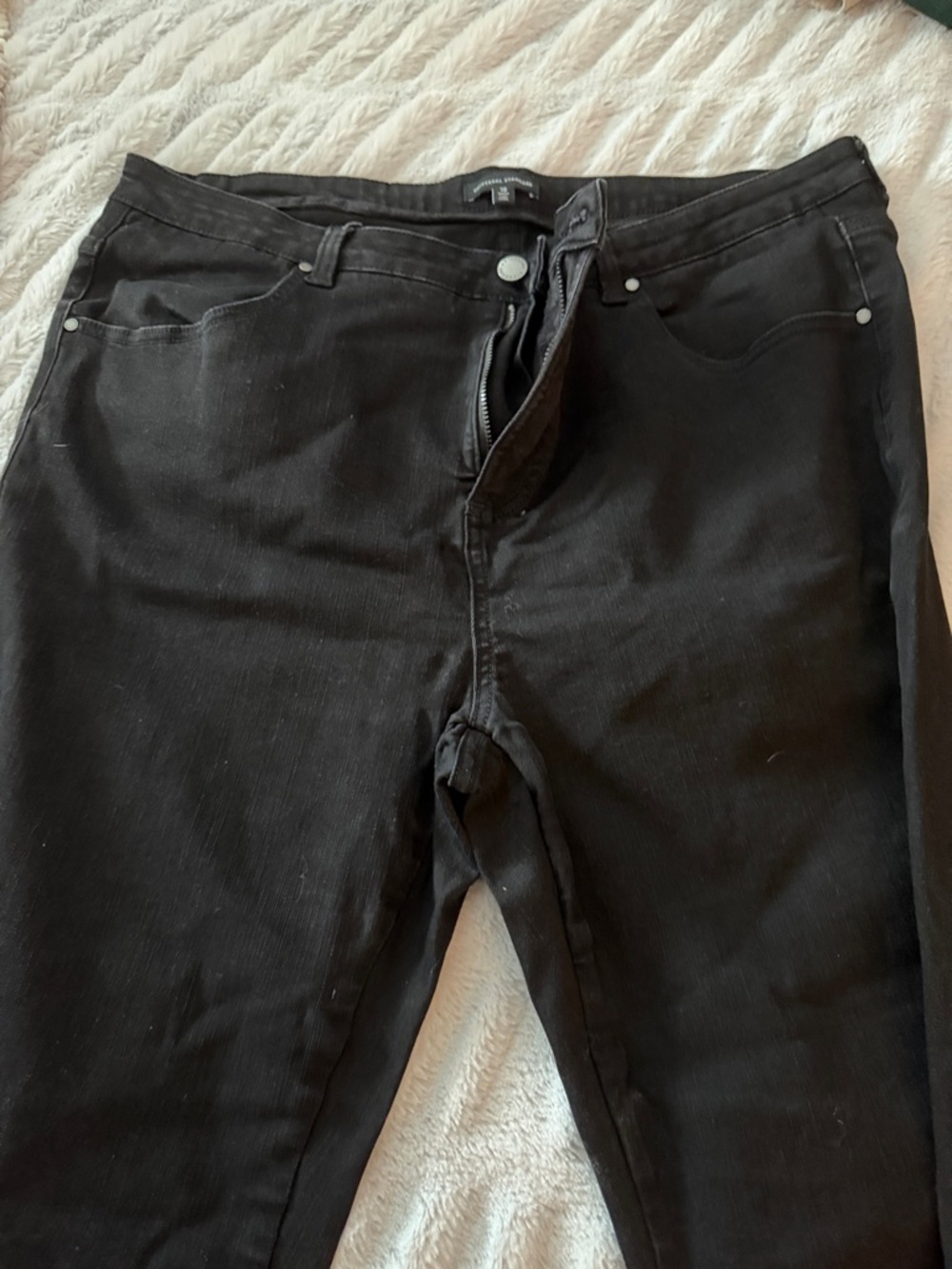 Universal Standard Black Wide Leg Jeans